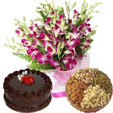 1/2 kg cake with 6 orchids bouquet with basket of 1/2 kg dry fruit